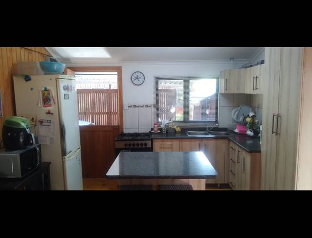 2 BEDROOM GATED ESTATE FOR SALE IN ESCOMBE